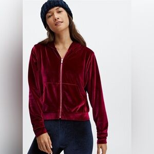 M Fabletics Vanessa Hudgens Velour Donna Hoodie Cherry Burst Red Burgundy Medium
